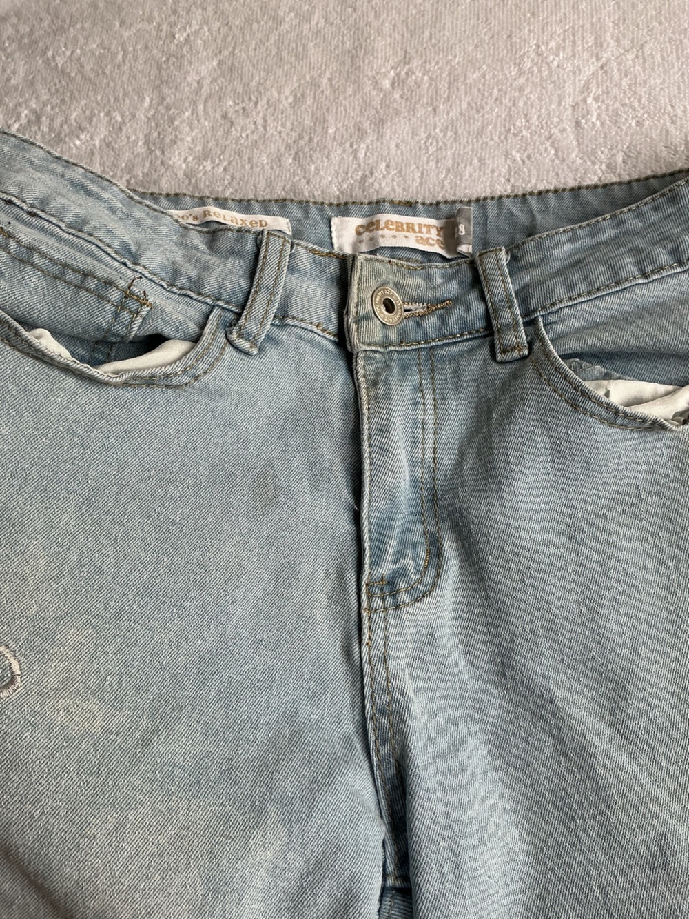 Light Blue Women's Straight-Leg Jeans with Subtle Embroidered Details r - Picture 14 of 14